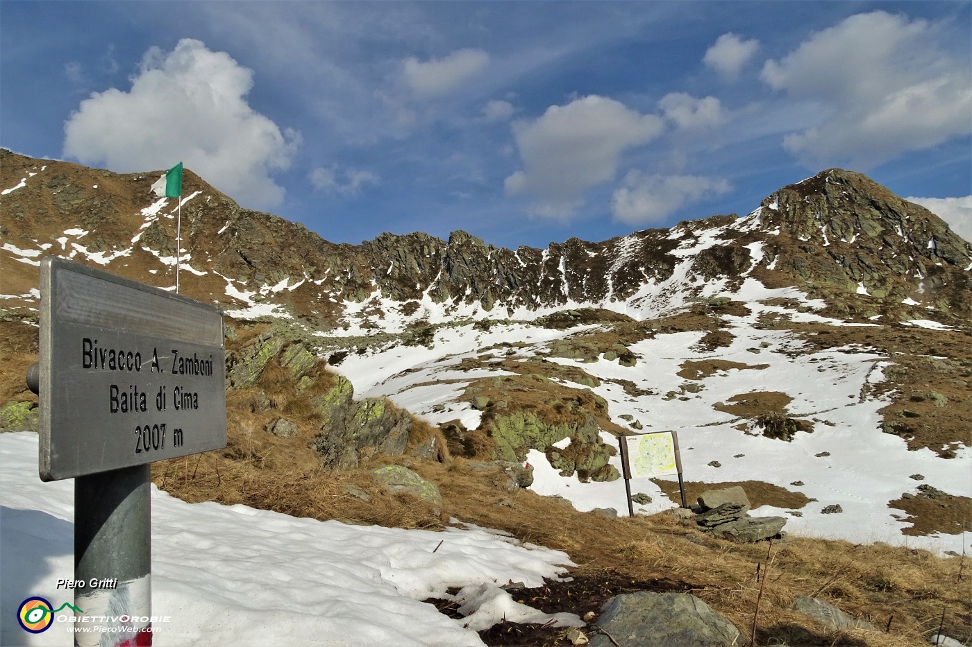 70 Dal Bivacco Zamboni vista sul Monte Azzaredo.JPG